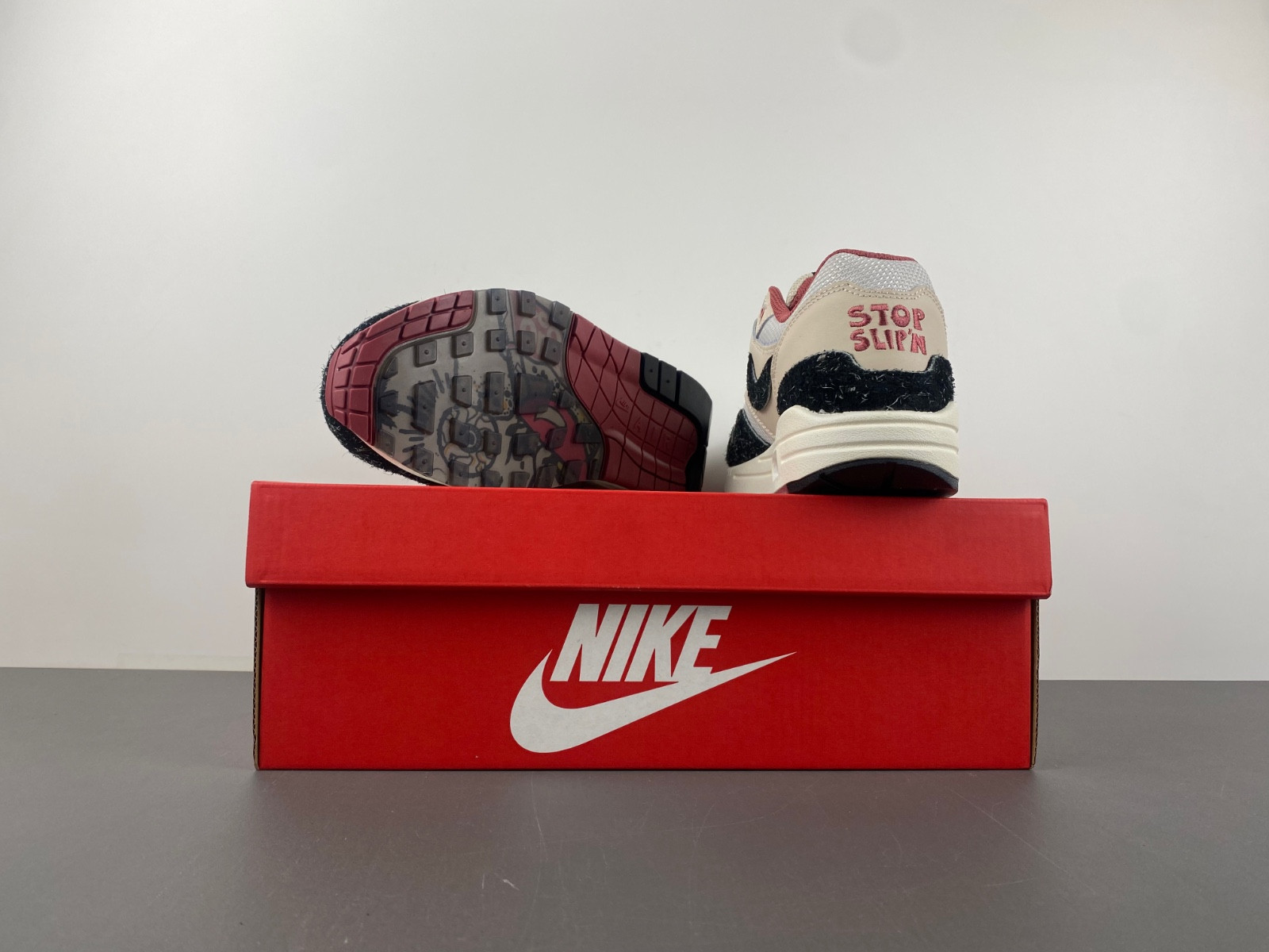 Nike Air Max 1 Keep Rippin Stop Slippin 2.0 FD5743-200