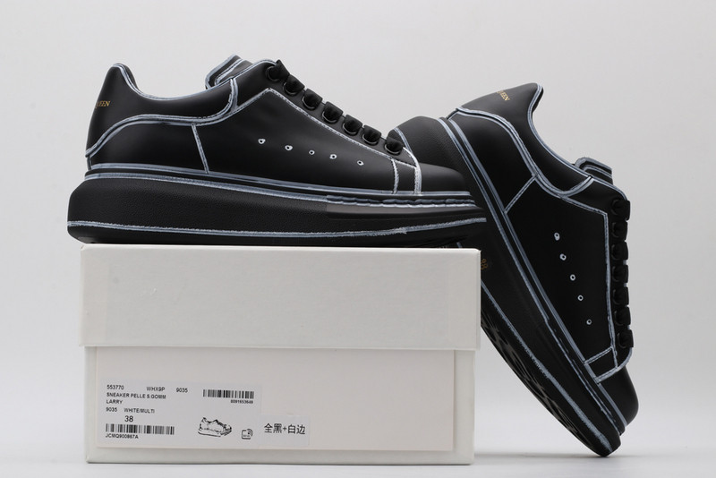 ALEXANDER MCQUEEN SNEAKER