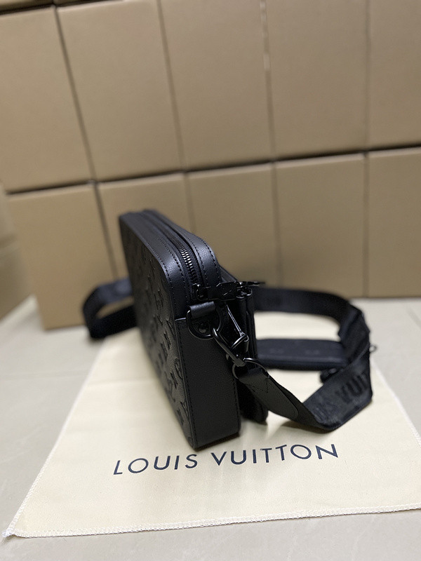 Louis Vuitton Trio Jm messenger