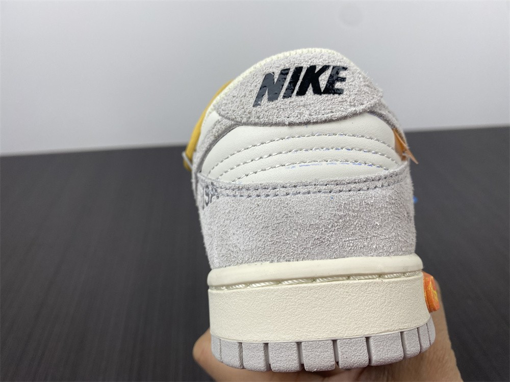 NIKE DUNK LOW OW LOT 34 OF 50 DJ0950-102