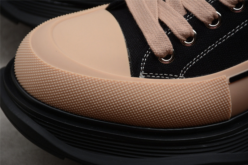 ALEXANDER MCQUEEN SNEAKER