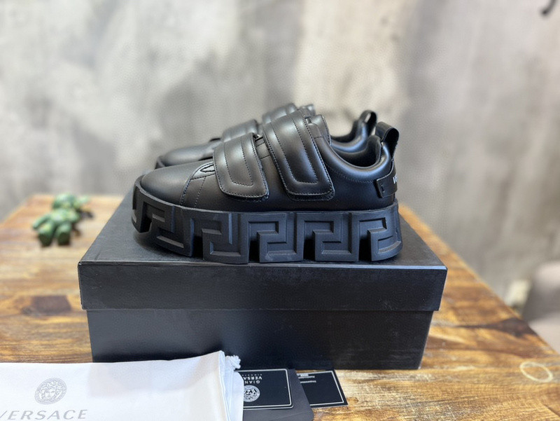 VERSACE SNEAKER