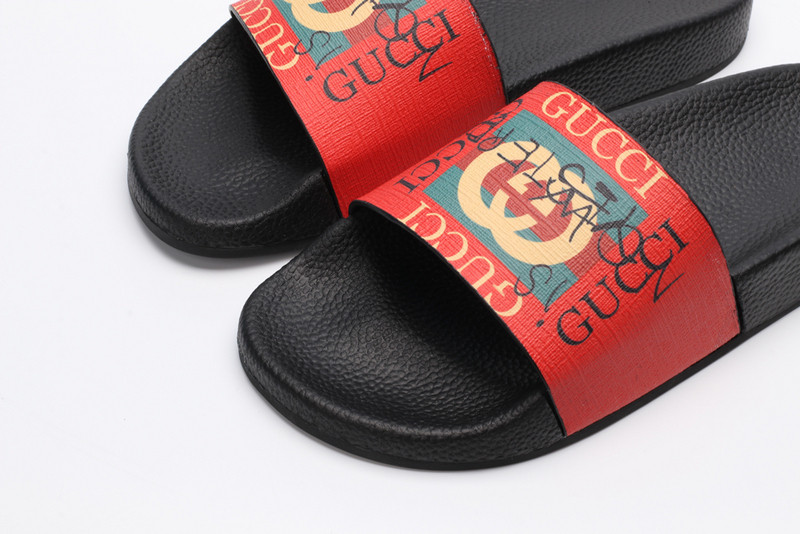 GUC LEATHER SLIDE