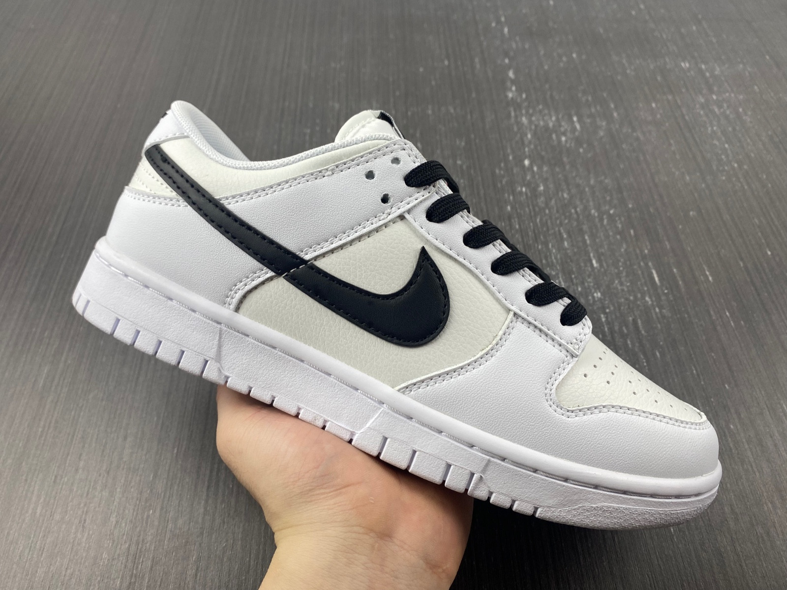 Nike Dunk Low Reverse Panda DJ6188-101