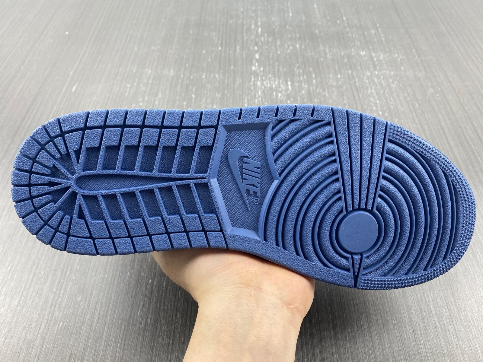 Jordan 1 Retro Low OG Mystic Navy CZ0790-041