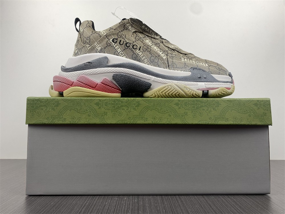 Ba*len*cia*ga triple s 677192 ulz10 9795