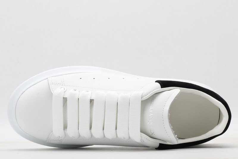 ALEXANDER MCQUEEN SNEAKER