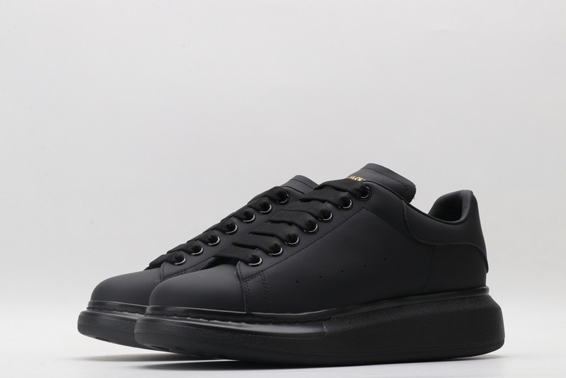 ALEXANDER MCQUEEN SNEAKER