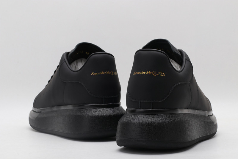 ALEXANDER MCQUEEN SNEAKER