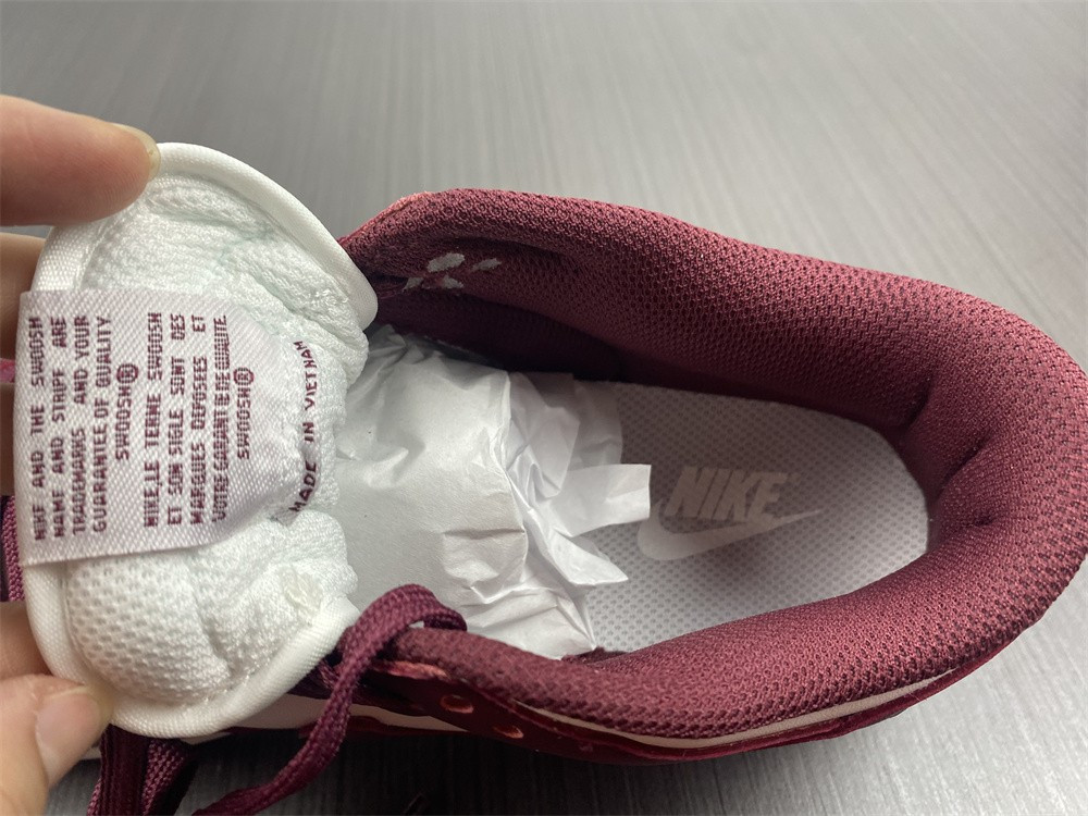 NIKE DUNK LOW “BORDEAUX” DD1503-108