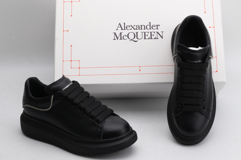 ALEXANDER MCQUEEN SNEAKER