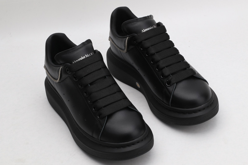 ALEXANDER MCQUEEN SNEAKER