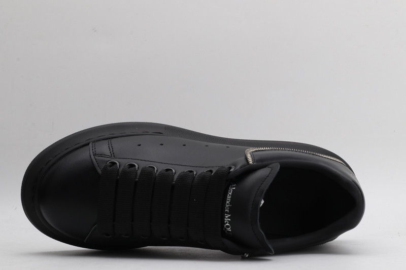 ALEXANDER MCQUEEN SNEAKER