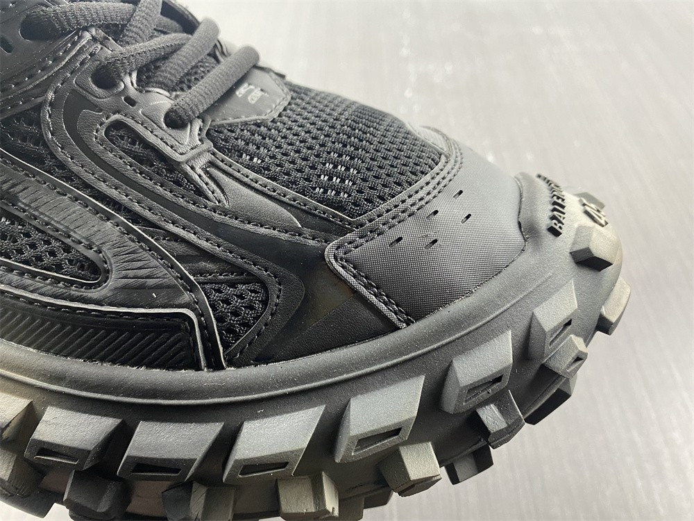 Ba*len*cia*ga bouncer chunky-sole sneakers