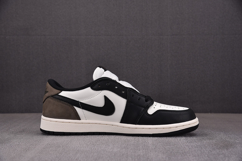 Air Jordan 1 Retro Low OG "Mocha" CZ0790-102