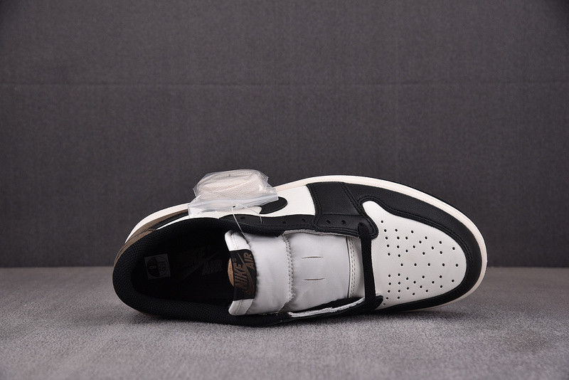 Air Jordan 1 Retro Low OG "Mocha" CZ0790-102