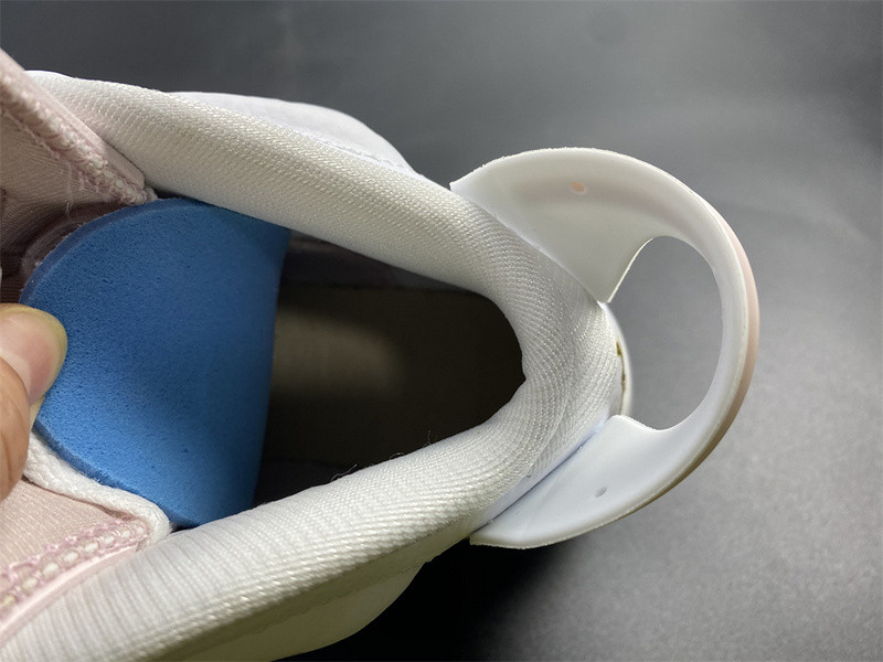 AIR JORDAN 6 “GOLD HOOPS” DH9696-100