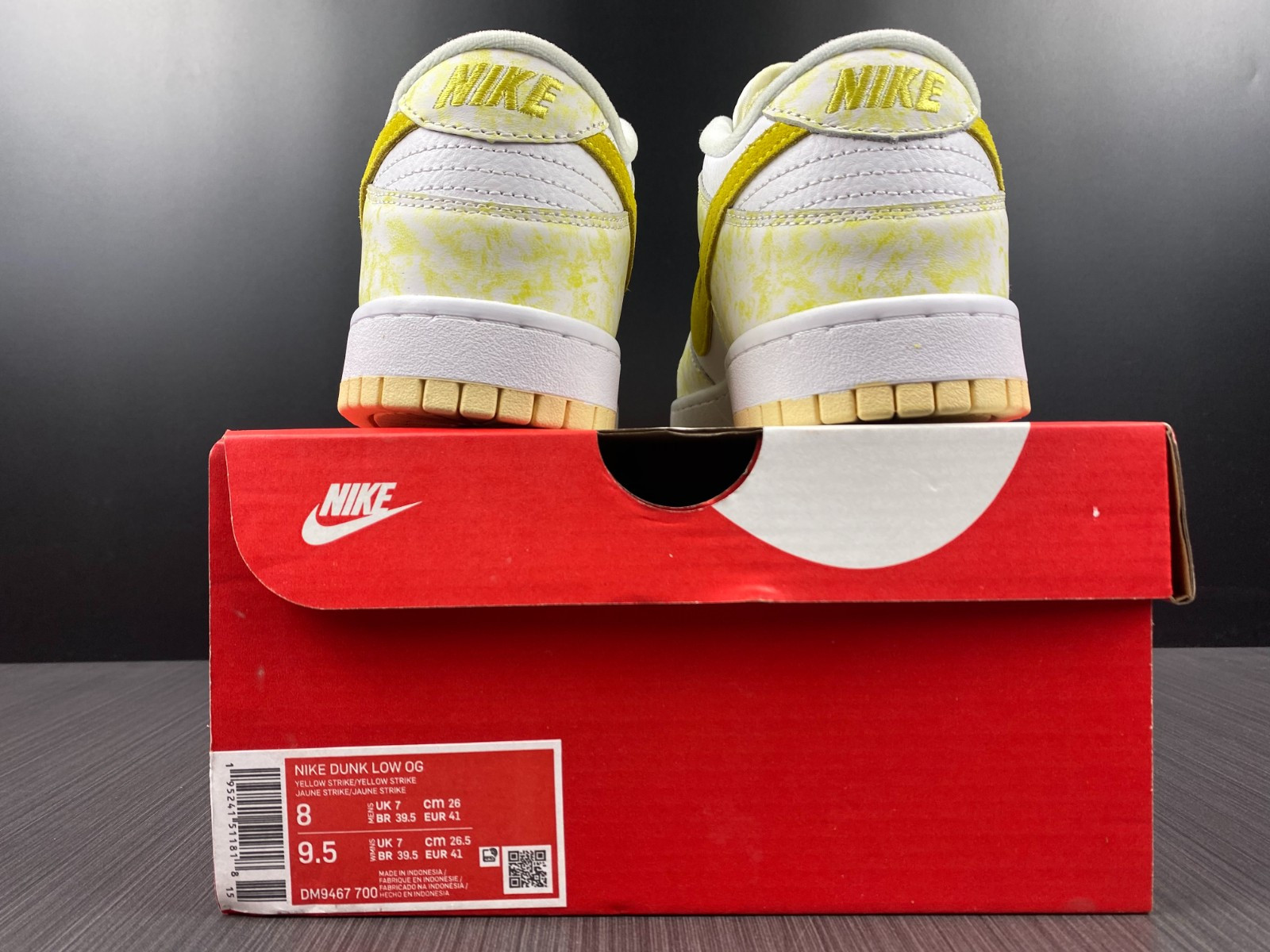 NIKE DUNK LOW “YELLOW STRIKE” DM9467-700