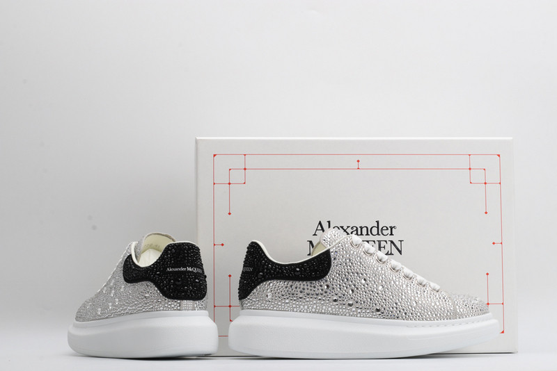 ALEXANDER MCQUEEN SNEAKER