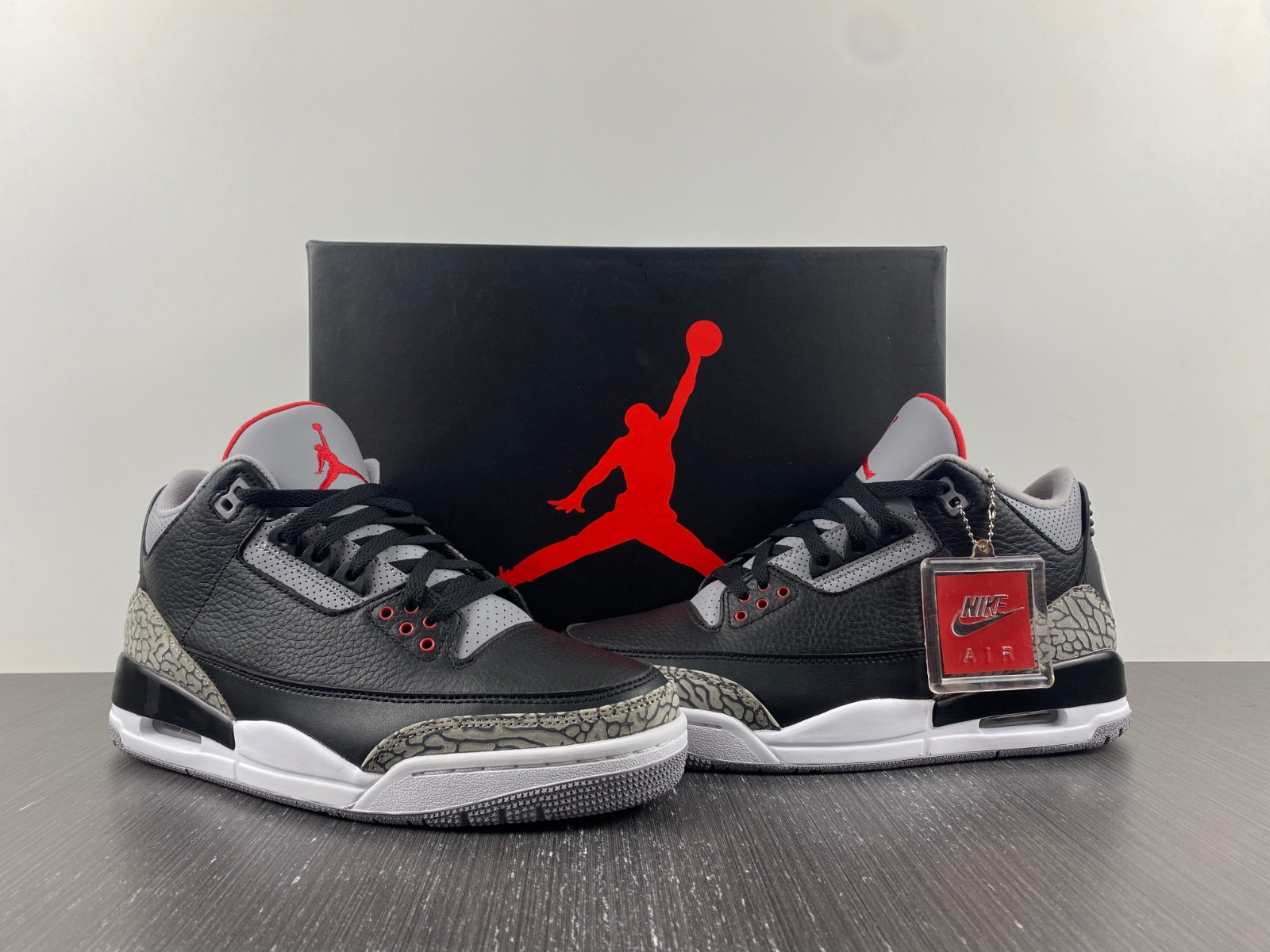 AIR JORDAN 3 BLACK CEMENT 854262-001