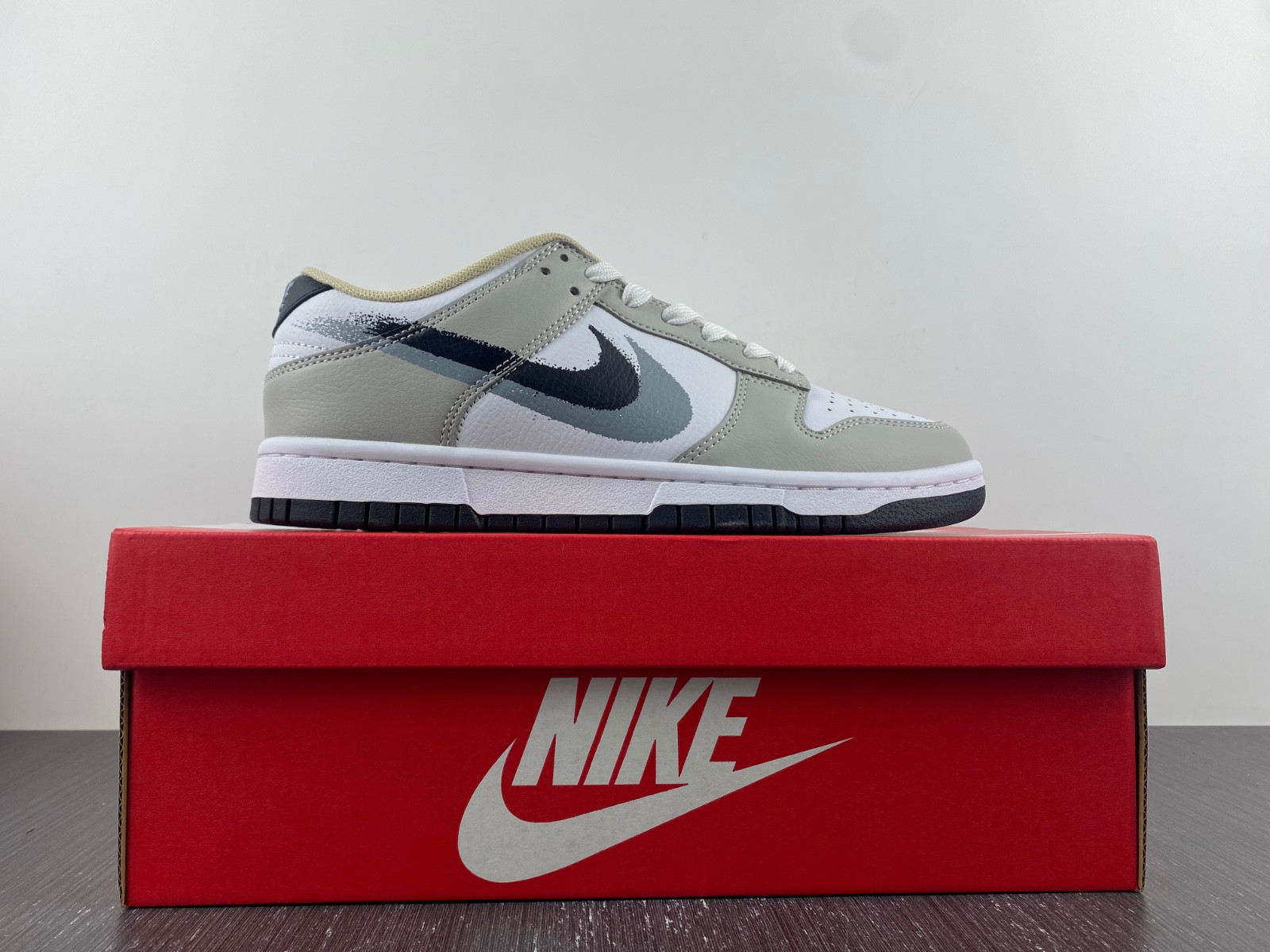 Nike Dunk Low FD0661-100