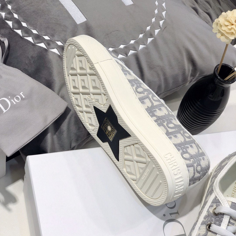 B23 OBLIQUE LOW SNEAKERS