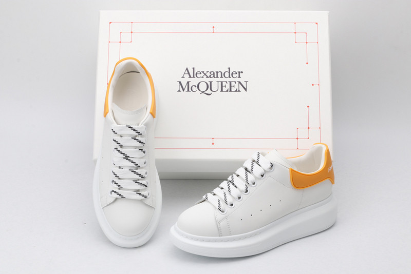ALEXANDER MCQUEEN SNEAKER