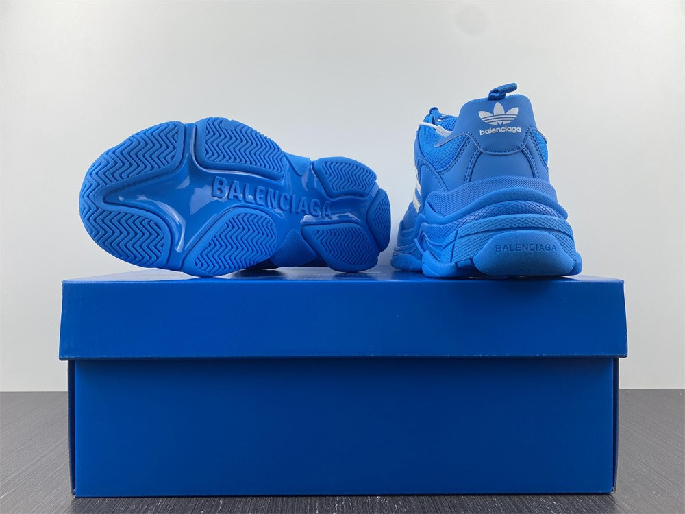 Ba*len*cia*ga triple s 71020 w2rb6 0203