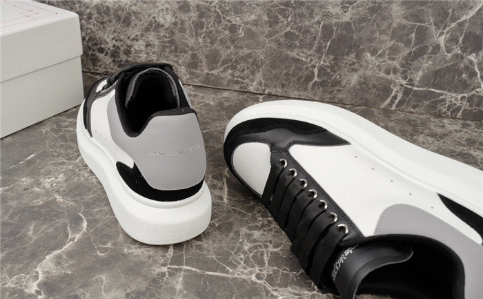 ALEXANDER MCQUEEN SNEAKER