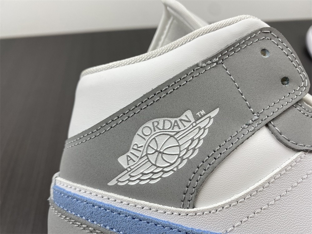 Jordan 1 Mid Wolf Grey Aluminum (W) BQ6472-105