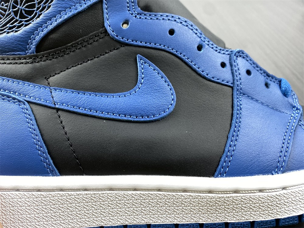 Air Jordan 1 Retro High OG “Dark Marina Blue” 555088-404