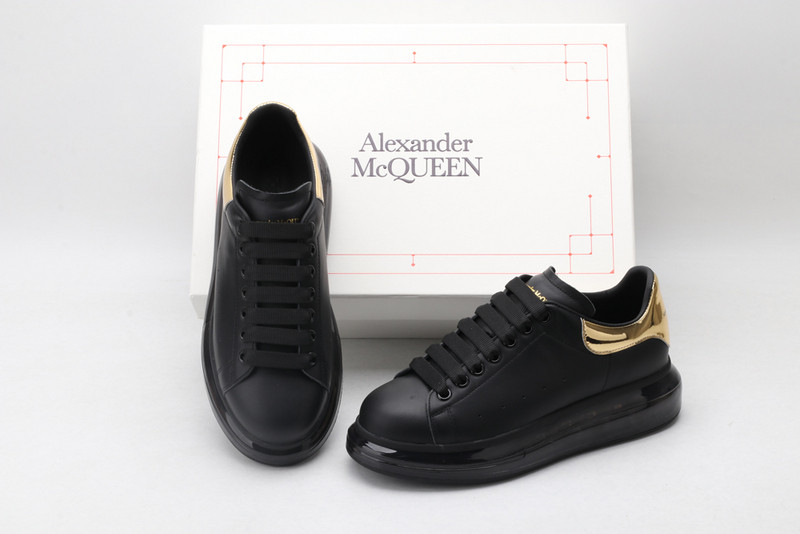 ALEXANDER MCQUEEN SNEAKER