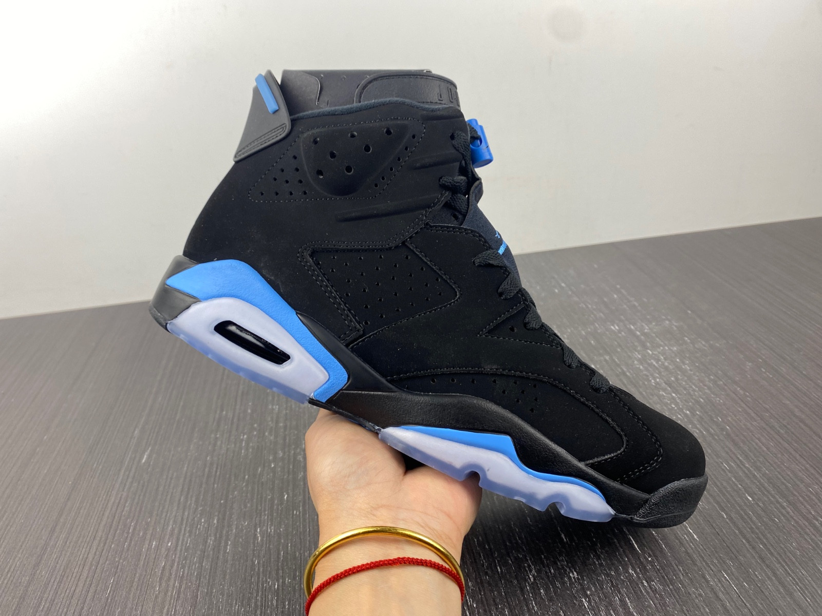 Air Jordan 6 “University Blue” 384664-006