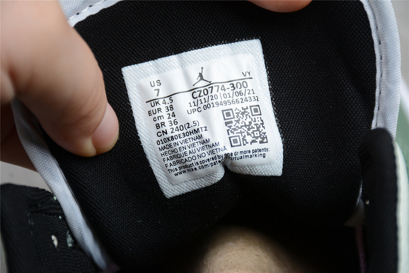 Jordan 1 Mid Dutch Green (W) CZ0774-300