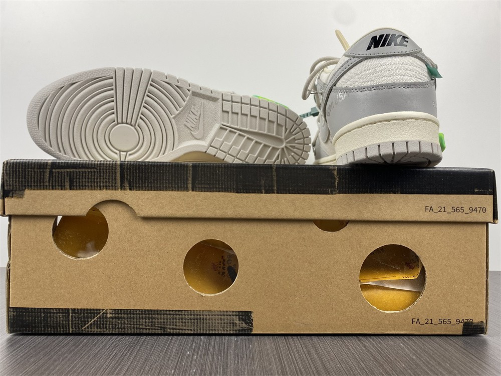 NIKE DUNK LOW OW LOT 42 OF 50 DM1602-117