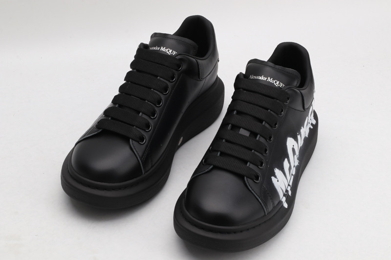 ALEXANDER MCQUEEN SNEAKER
