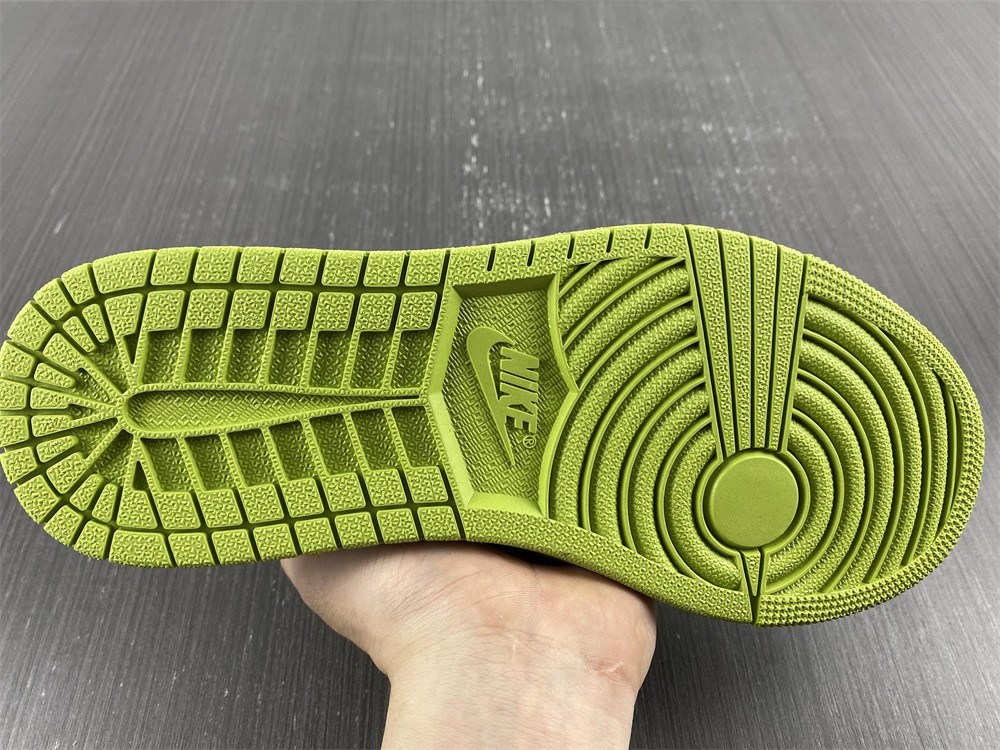 Jordan 1 Low Snakeskin Vivid Green (W) DX4446-301