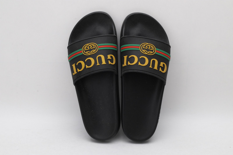 GUC LEATHER SLIDE