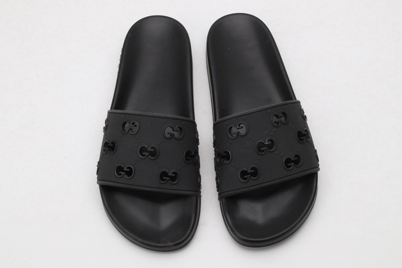 GUC LEATHER SLIDE