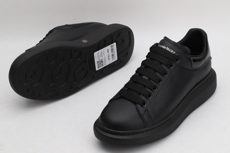 ALEXANDER MCQUEEN SNEAKER