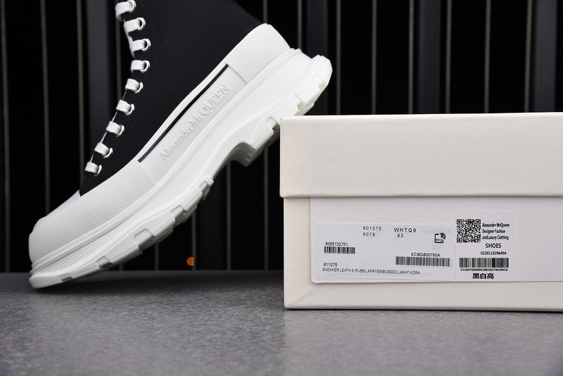 ALEXANDER MCQUEEN SNEAKER