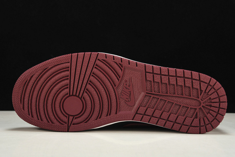 Jordan 1 Low Dark Beetroot Black DB6491-600