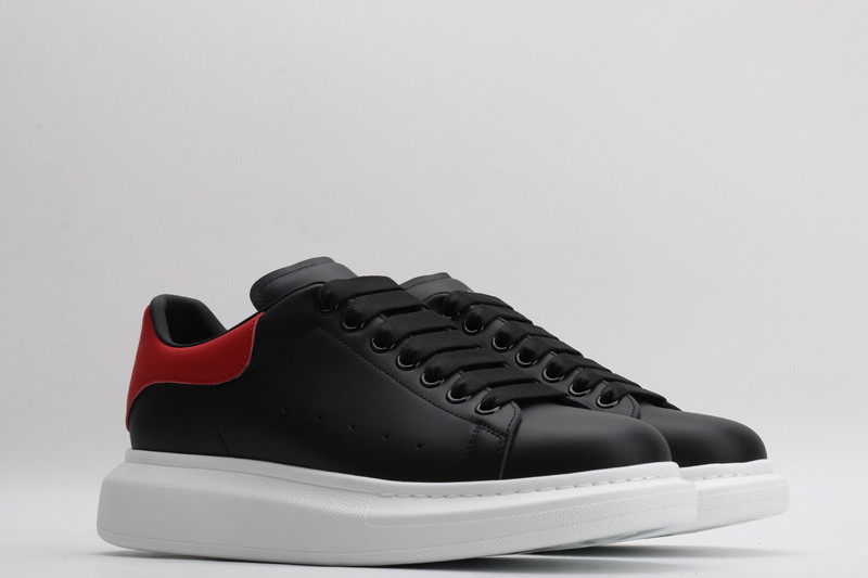 ALEXANDER MCQUEEN SNEAKER