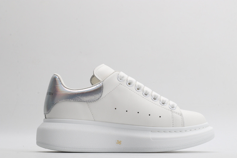 ALEXANDER MCQUEEN SNEAKER