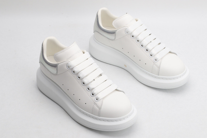 ALEXANDER MCQUEEN SNEAKER