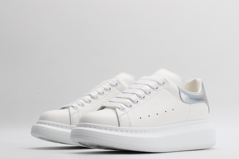 ALEXANDER MCQUEEN SNEAKER