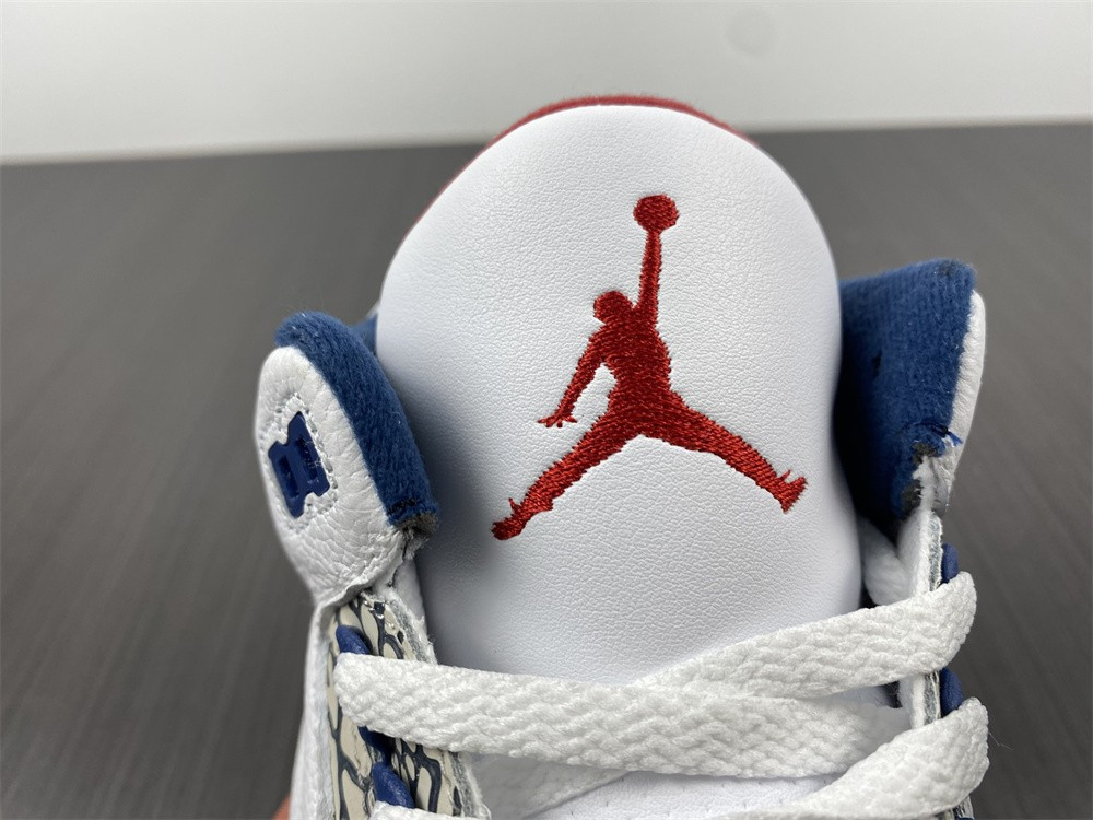 AIR JORDAN 3 RETRO TRUE BLUE NIKE AIR FIRST LOOK 854262-106