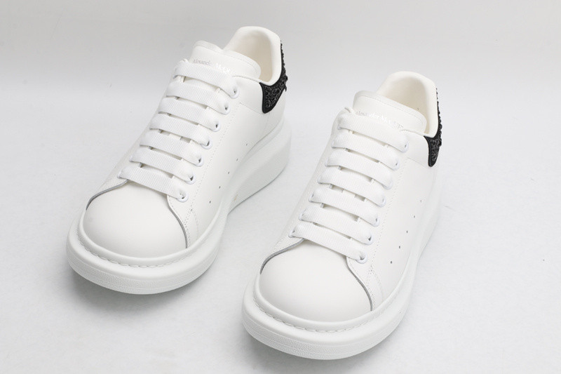 ALEXANDER MCQUEEN SNEAKER
