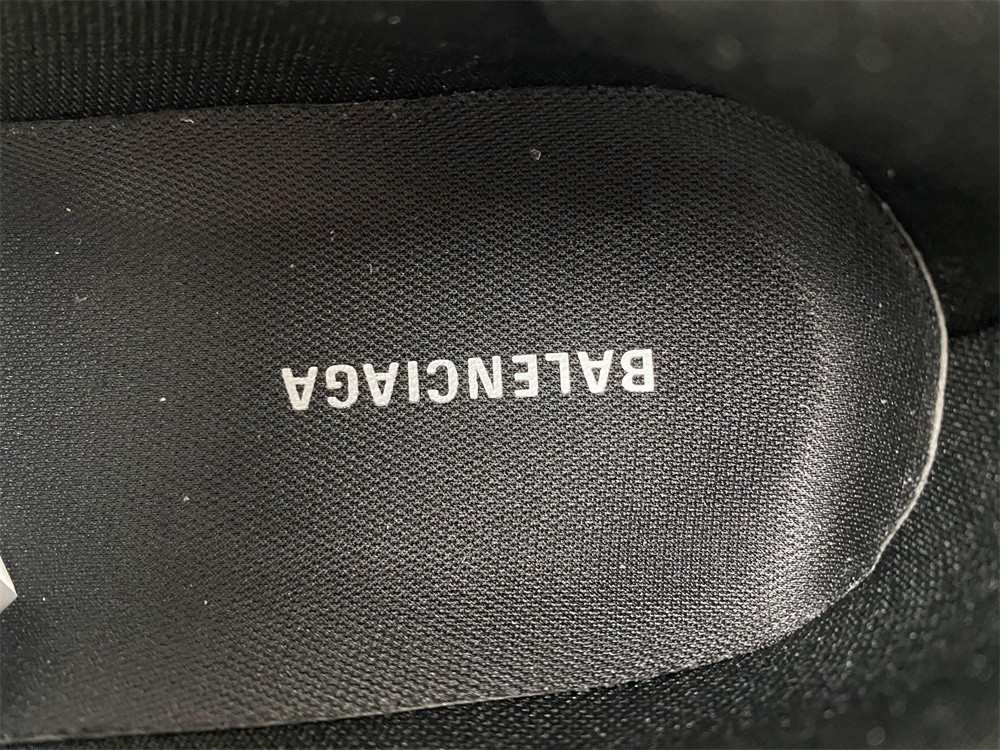 Ba*len*cia*ga runner 677403-w1rc6-0203