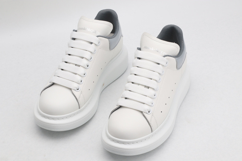 ALEXANDER MCQUEEN SNEAKER